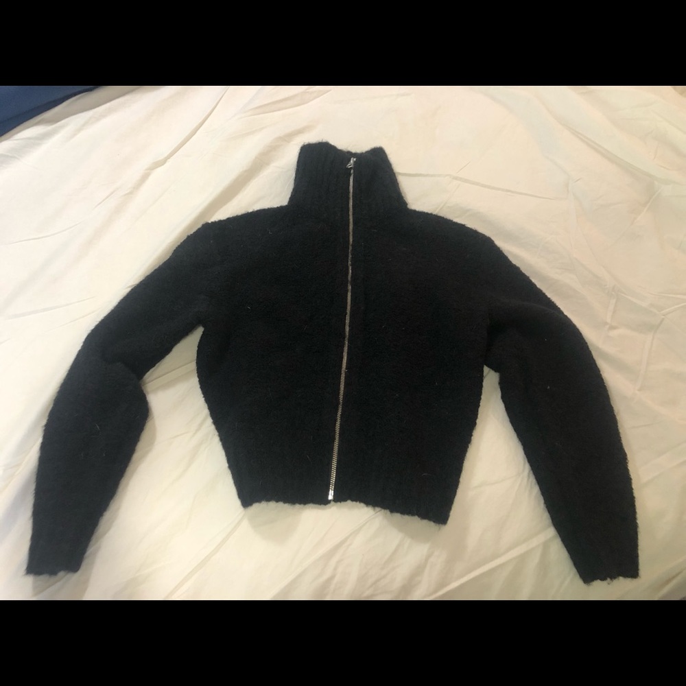 Alpaca blend zip up cropped sweater